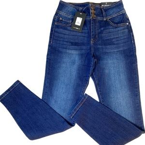 Fashion Nova Ankle Jeans | Dark Denim